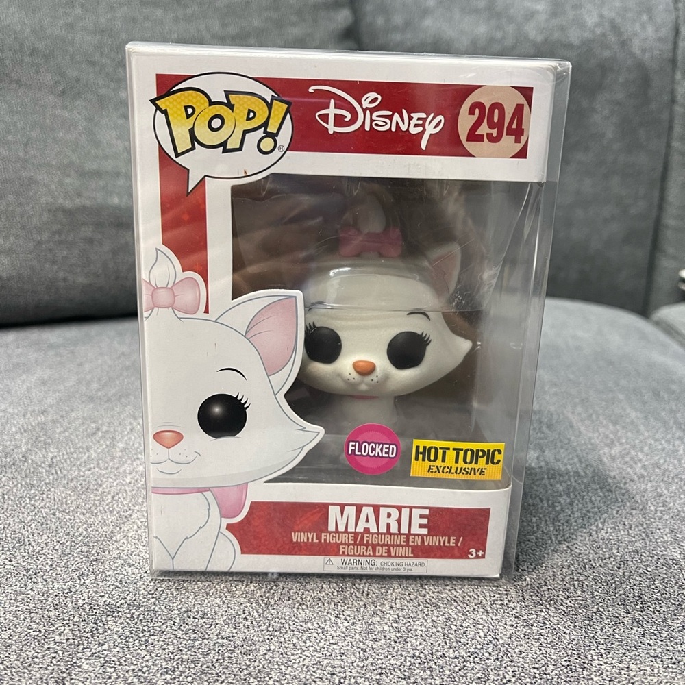 Funko Disney Marie #294 Flocked Hot Topic Exclusive
